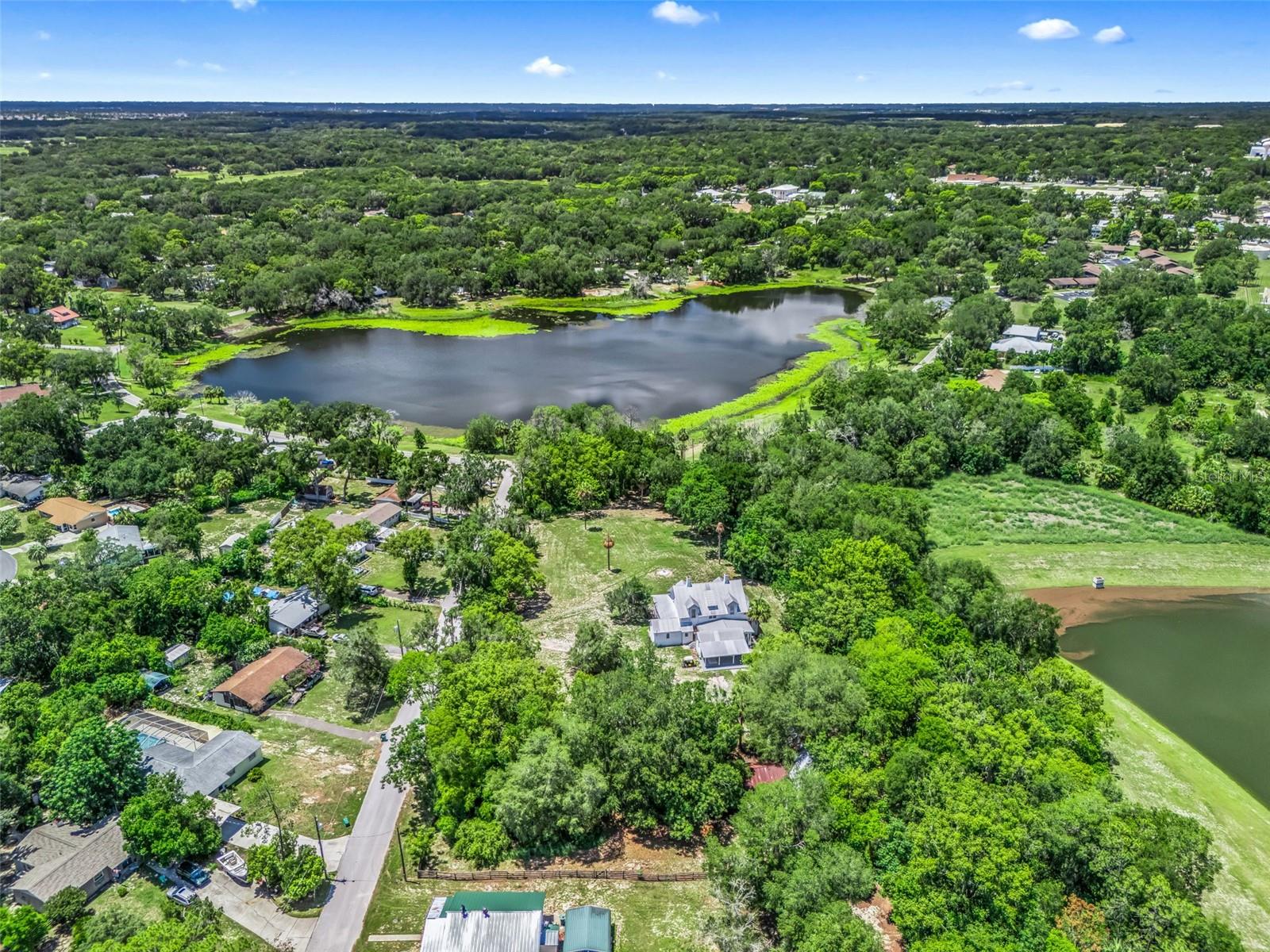 FRUITLAND PARK - Residential