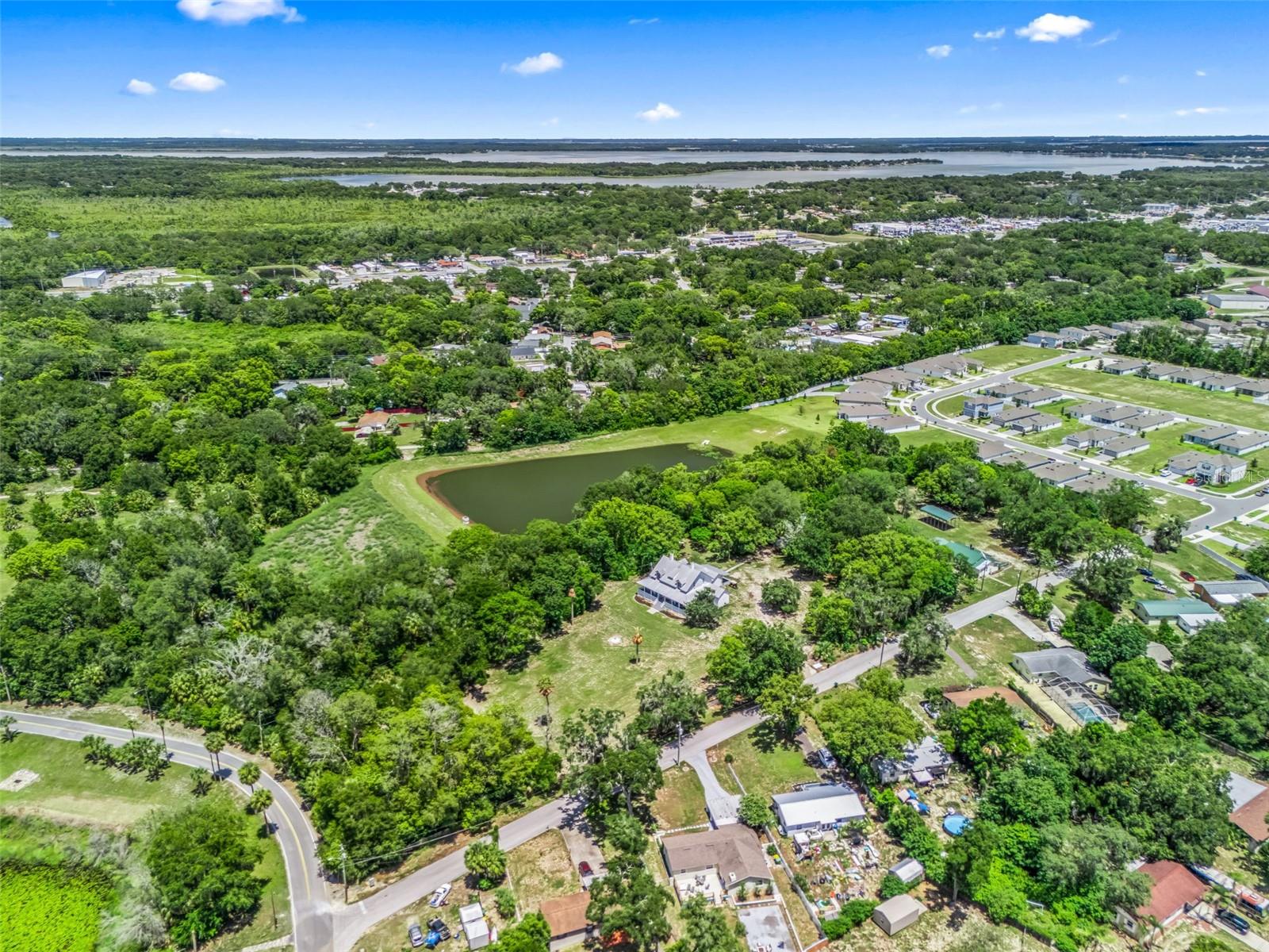 FRUITLAND PARK - Residential