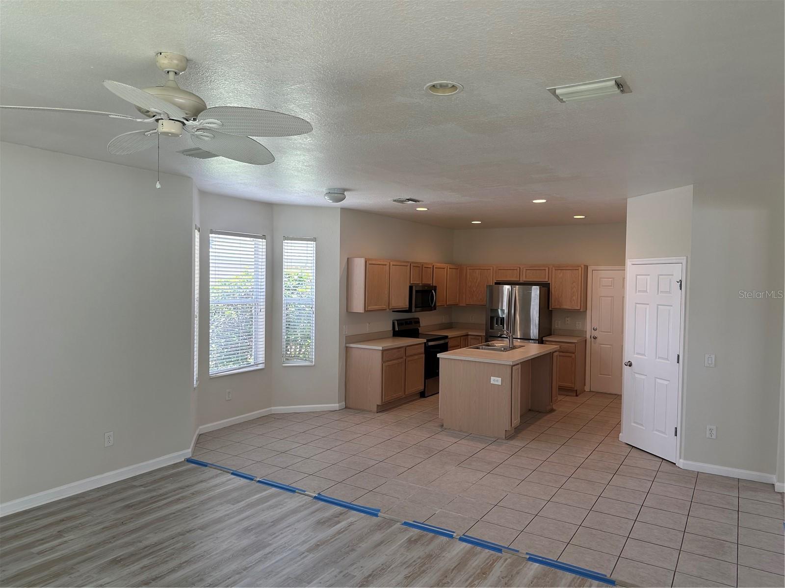 SADDLE CREEK PH 01 - Residential Lease