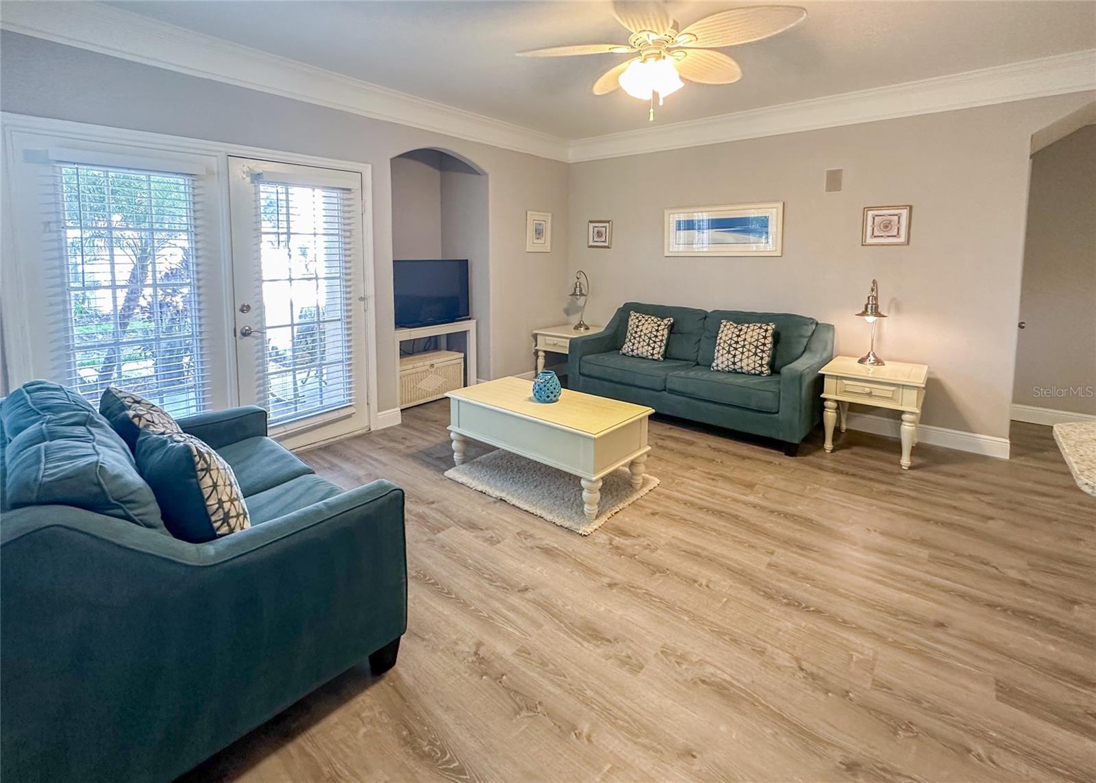 RUNAWAY BEACH CLUB CONDO - Residential