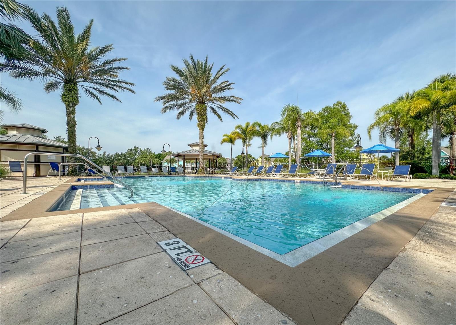 RUNAWAY BEACH CLUB CONDO - Residential