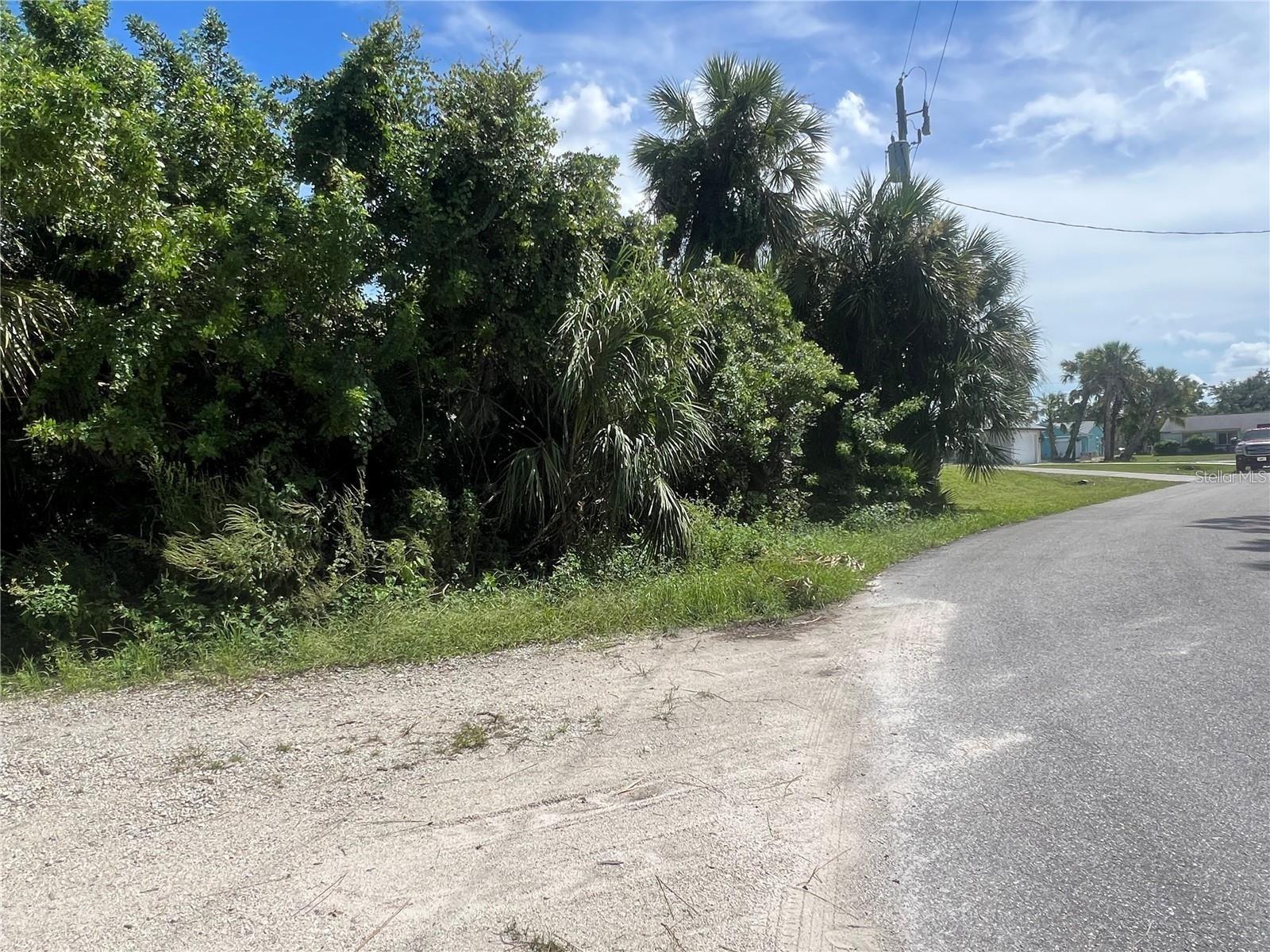 PORT CHARLOTTE SUB 37 - Land