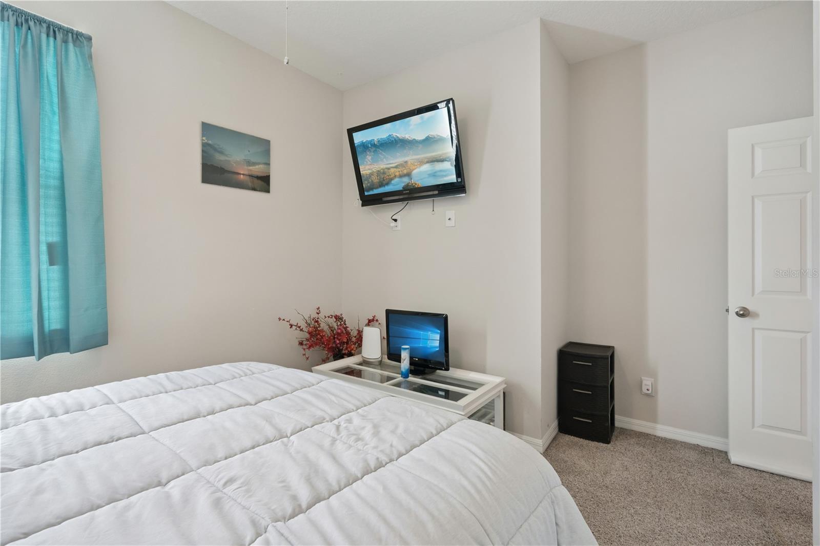 EAGLE POINTE ESTATES PH II - Residential