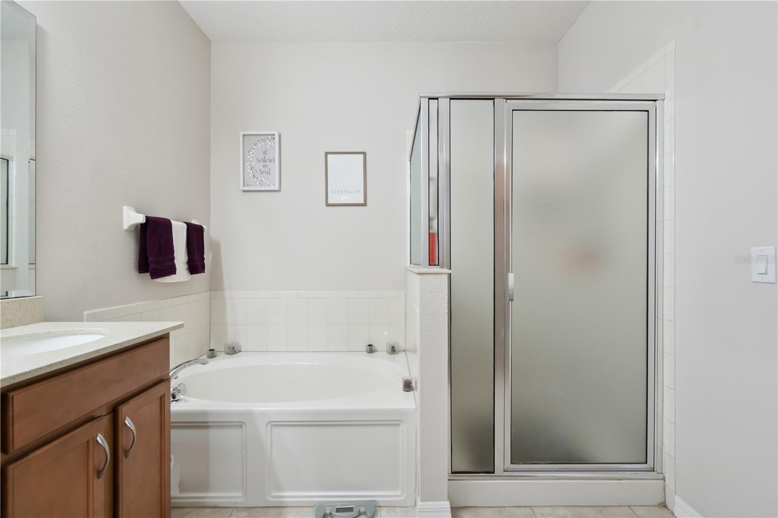 EAGLE POINTE ESTATES PH II - Residential