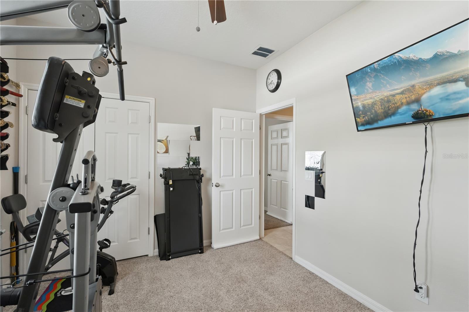 EAGLE POINTE ESTATES PH II - Residential