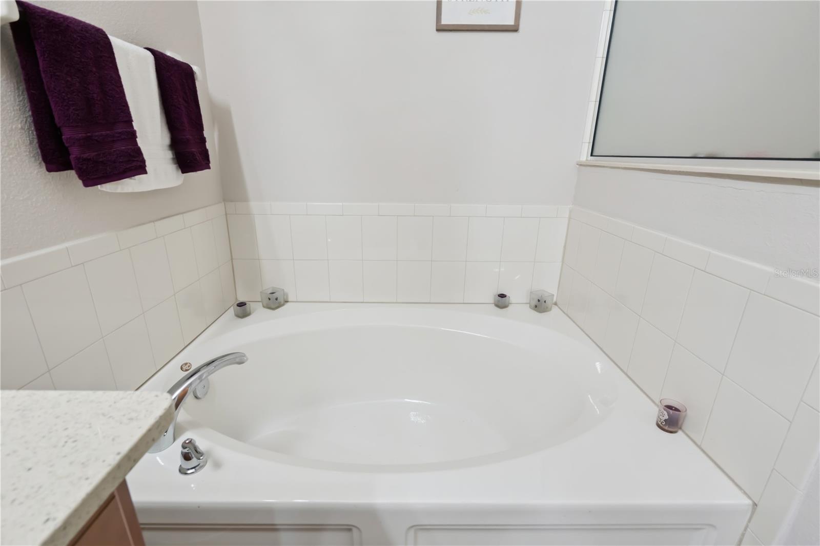 EAGLE POINTE ESTATES PH II - Residential