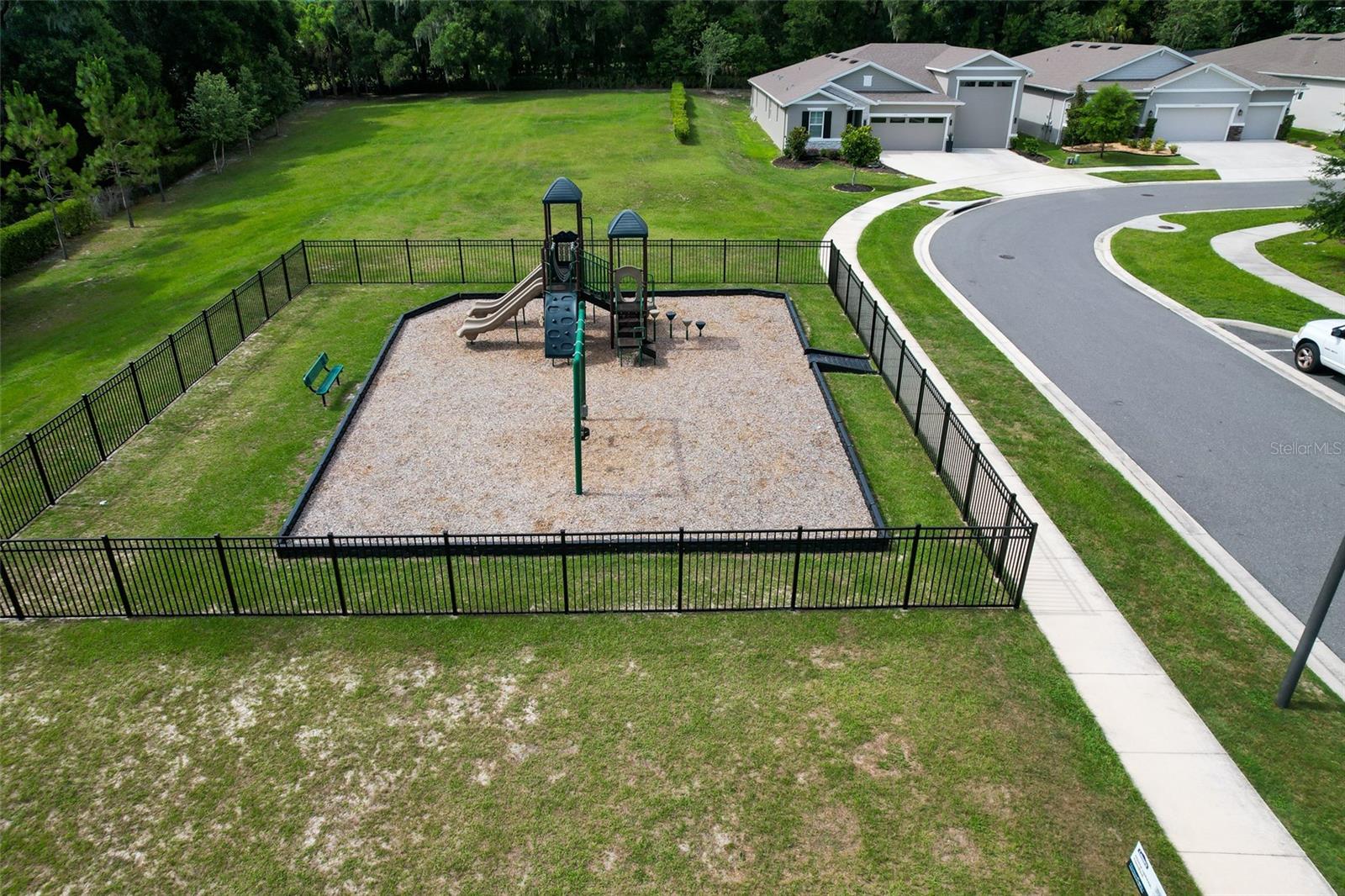SEASONS/RIVER CHASE - Residential
