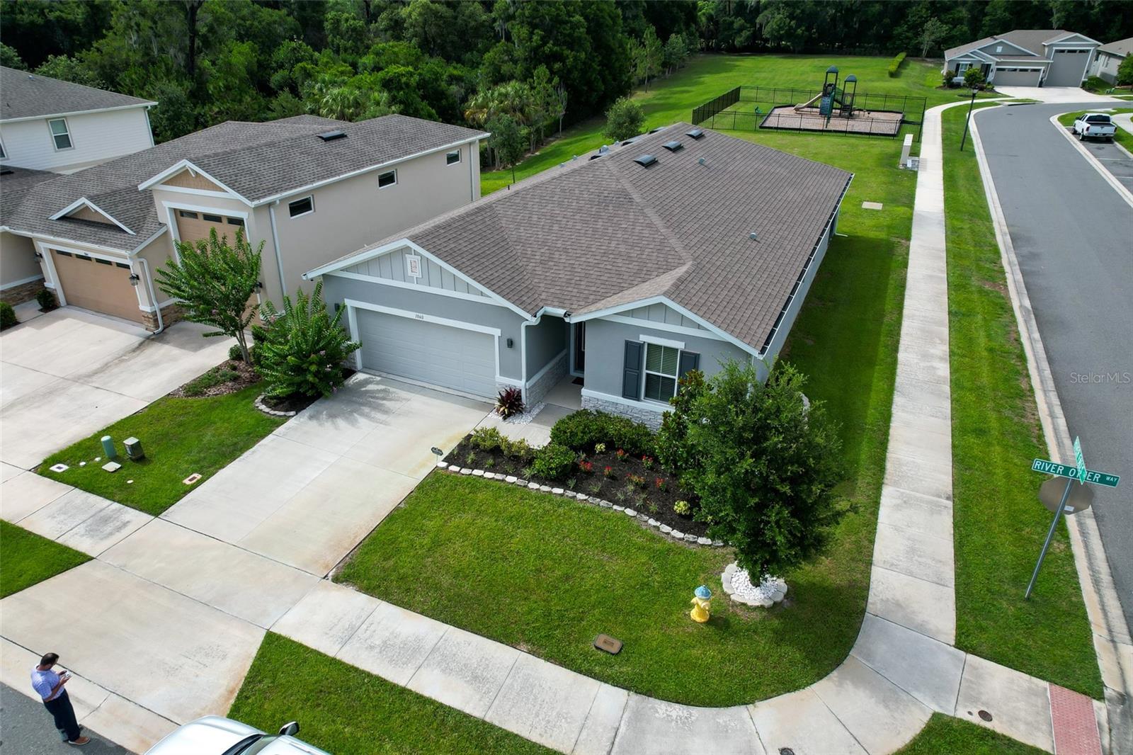 SEASONS/RIVER CHASE - Residential