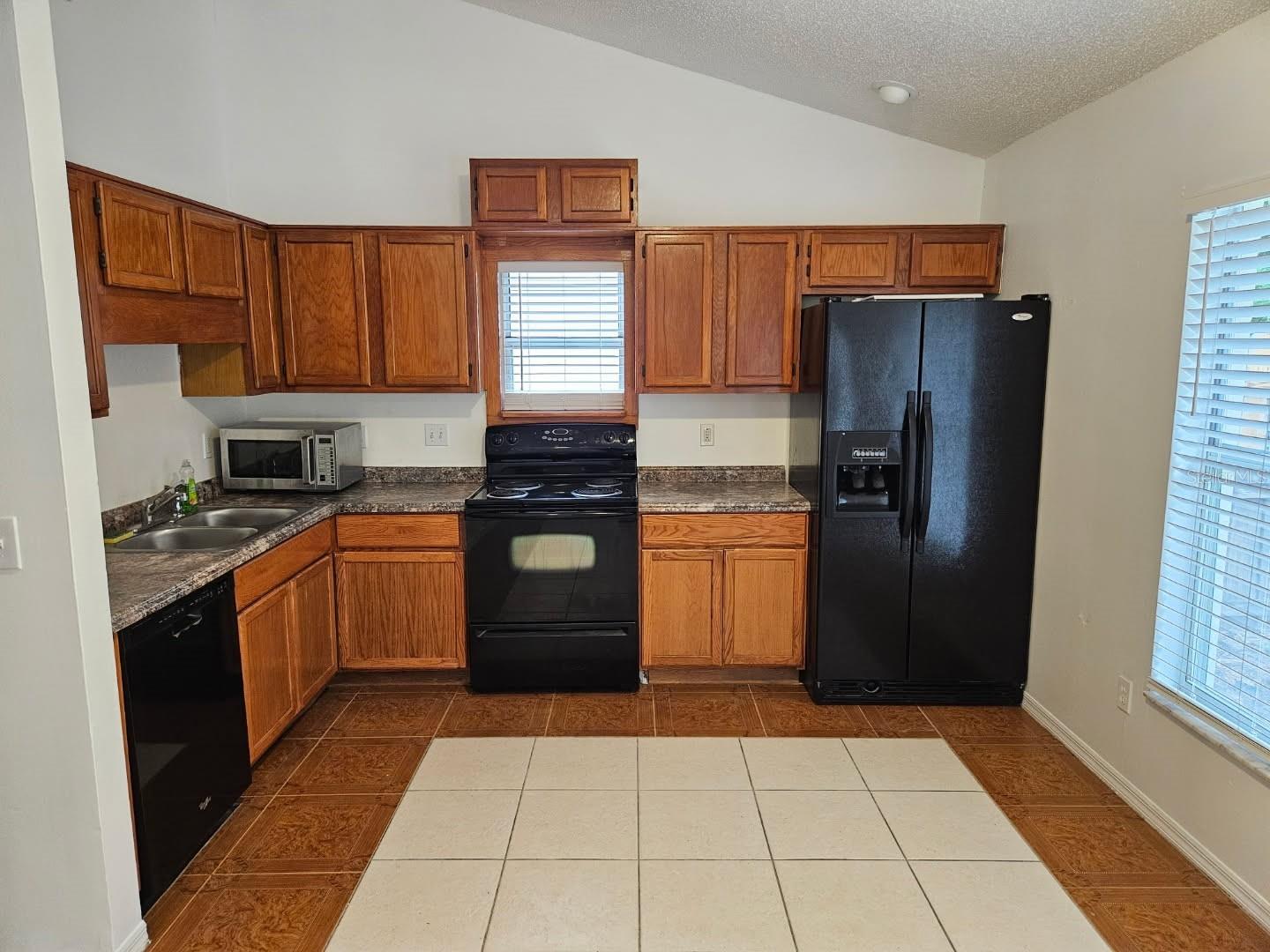ARBOR RIDGE NORTH - Residential