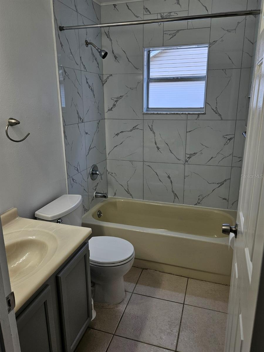 ARBOR RIDGE NORTH - Residential