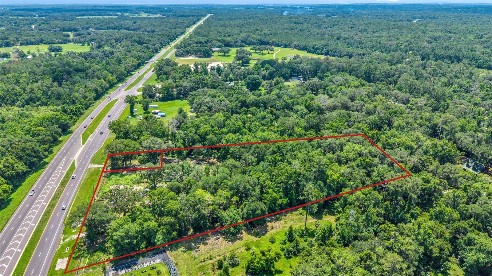 E405 FT OF ALL S OF RD IN W1/2 OF SW1/4 OF SE1/4 L - Residential