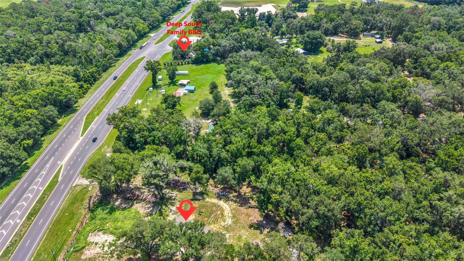 E405 FT OF ALL S OF RD IN W1/2 OF SW1/4 OF SE1/4 L - Residential