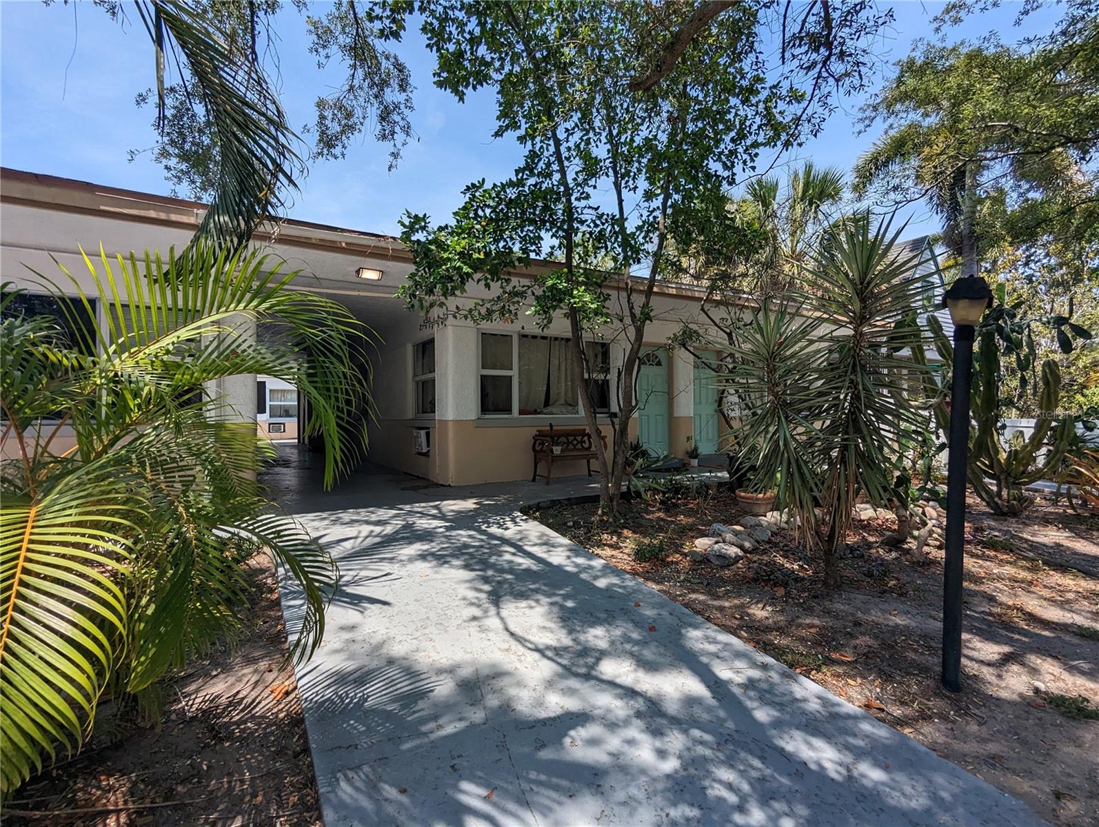 THORNTONS WALTER - Residential Lease