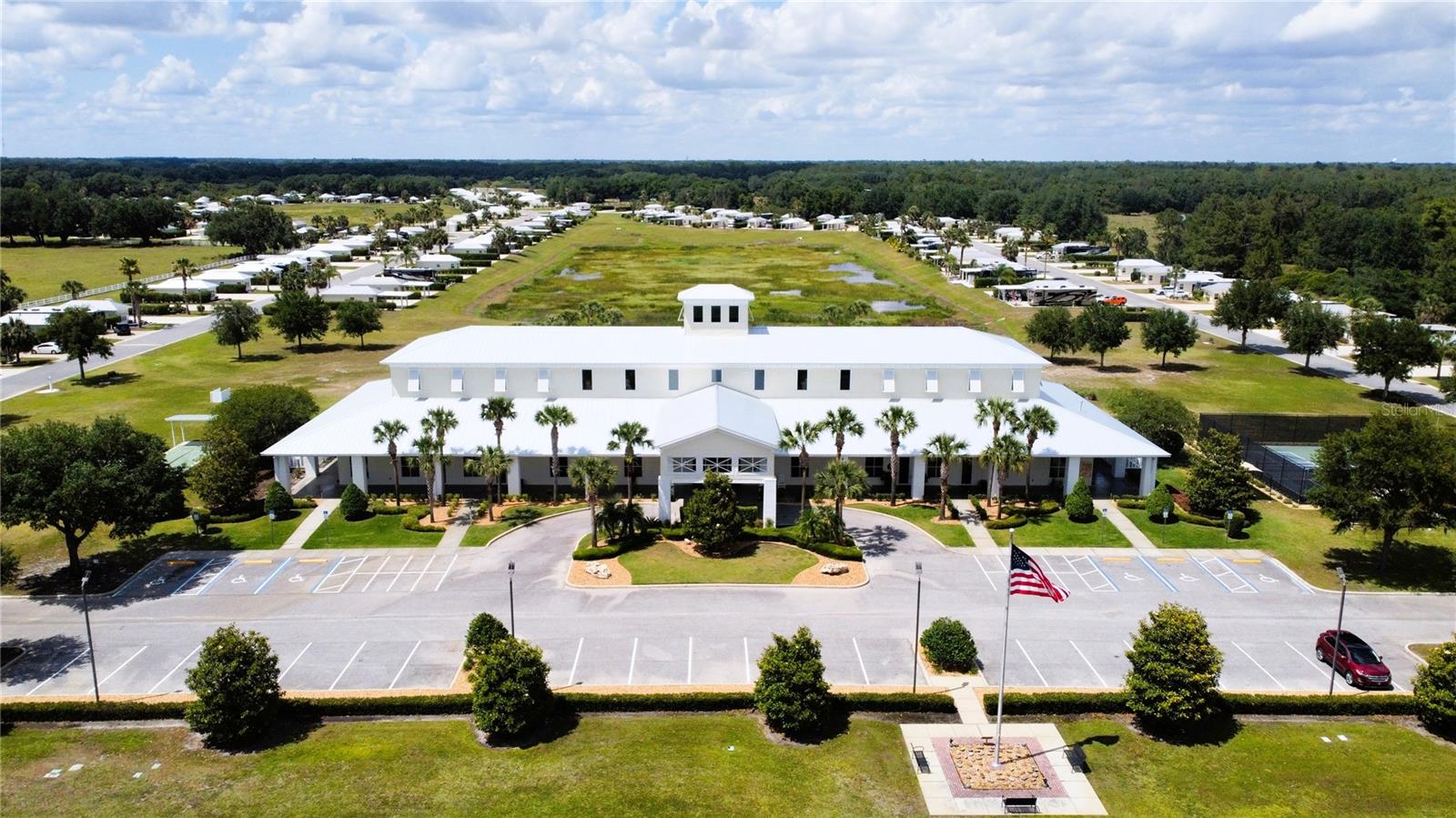 FLORIDA GRANDE MOTOR COACH RESORT - Land
