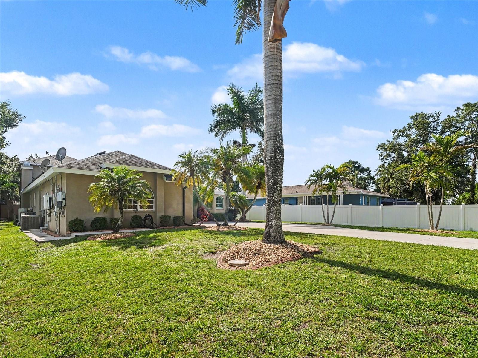 ACREAGE - Residential