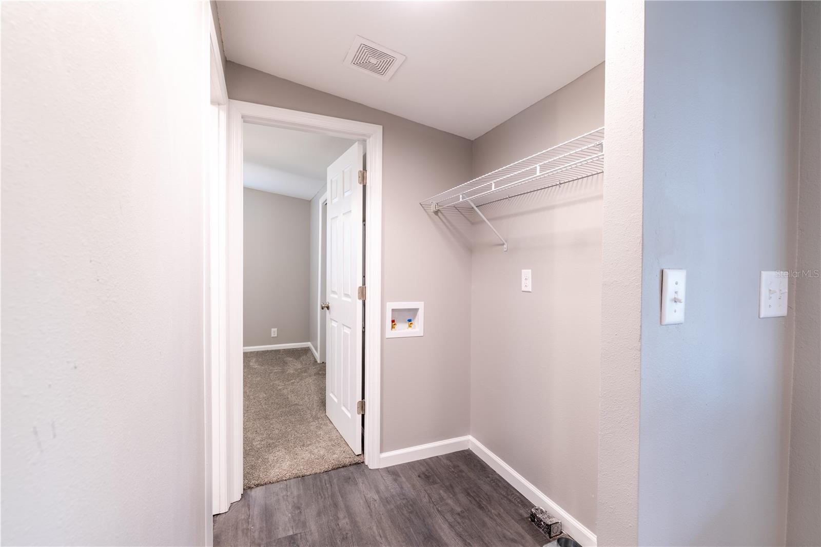 WILLISTON HLNDS 14 - Residential