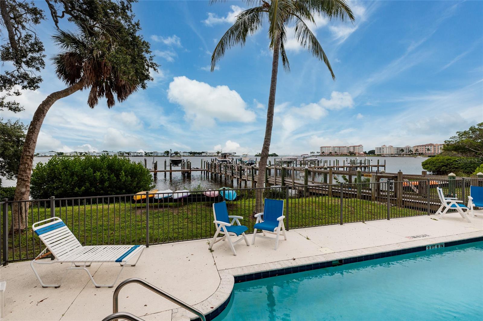 BANYAN BAY AT RUTLAND - Residential