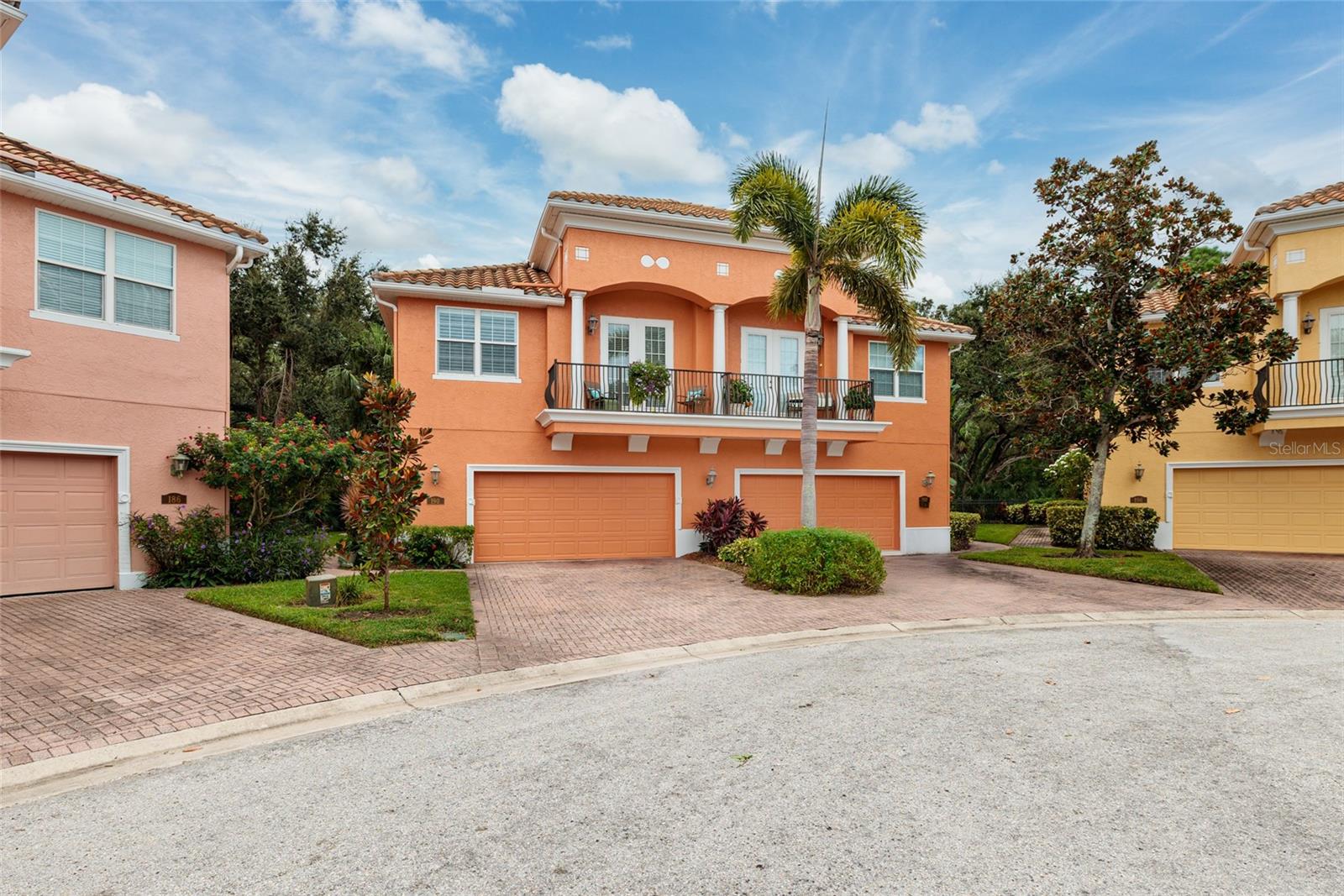 BANYAN BAY AT RUTLAND - Residential