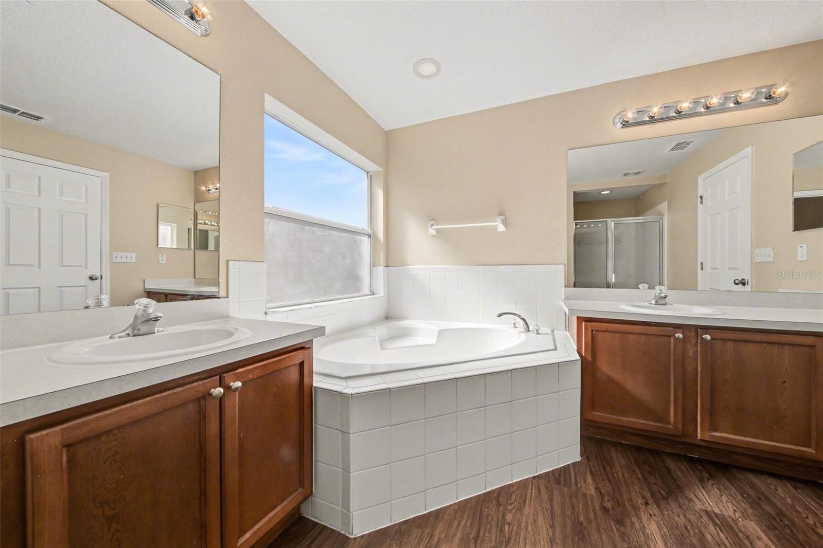 GROVELAND LEXINGTON VILLAGE PH 02 - Residential