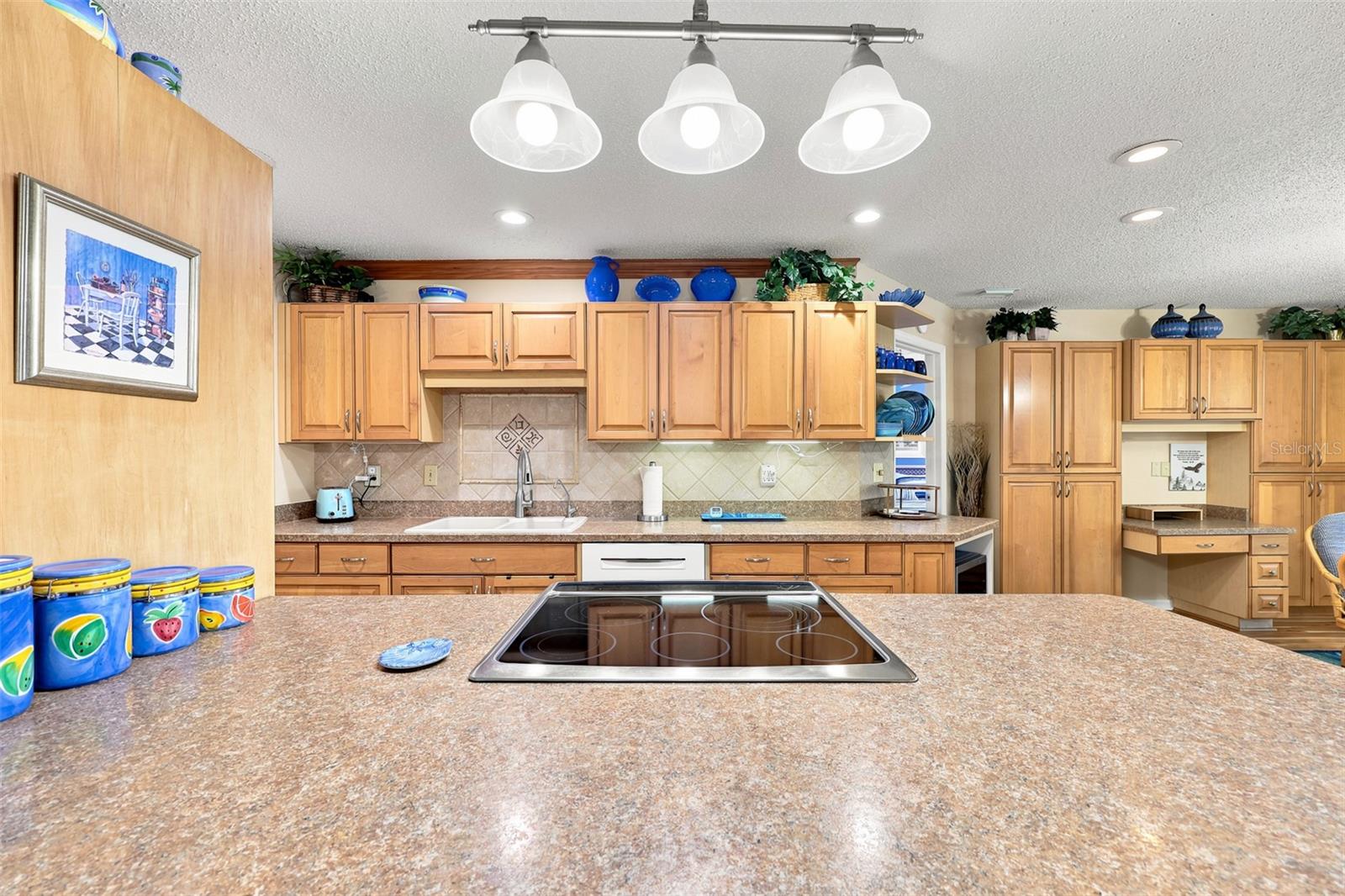 SUN CITY CENTER UNIT 34 A - Residential