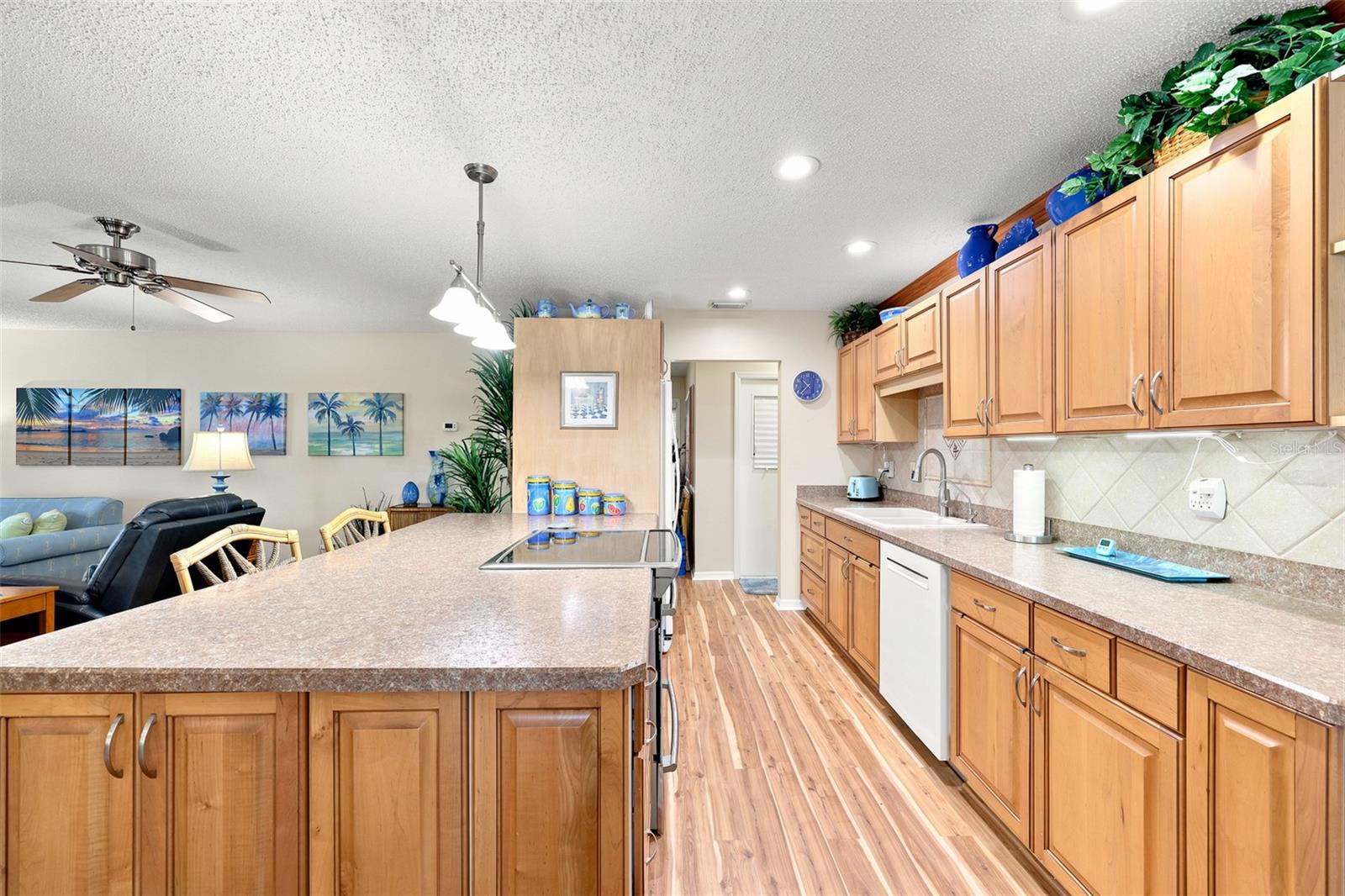 SUN CITY CENTER UNIT 34 A - Residential
