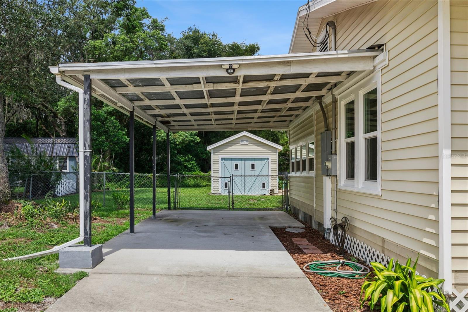 GARNERS - Residential