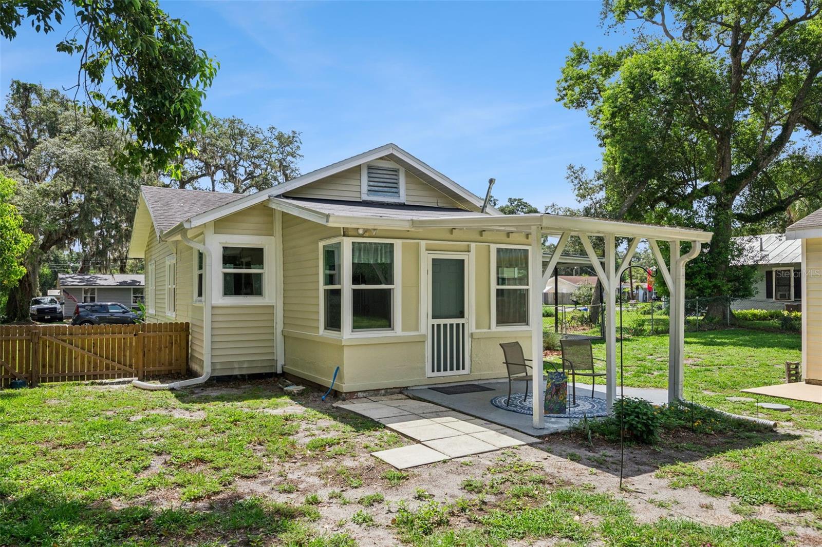 GARNERS - Residential