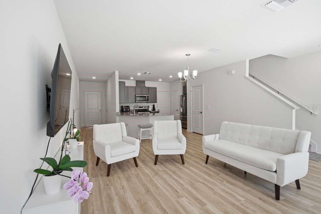 BELLAVIVA PH 4 - Residential