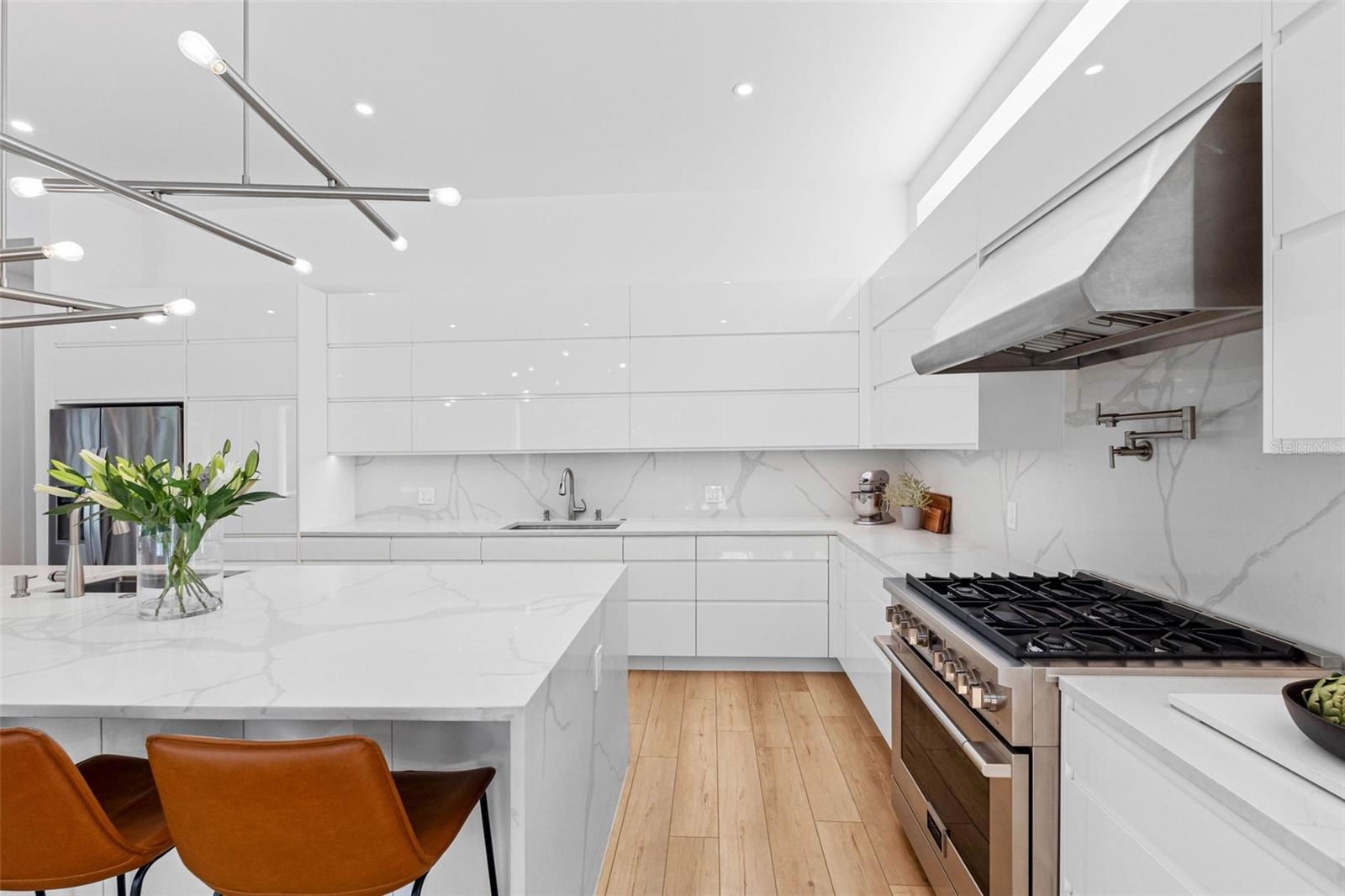 TIBBETTS ADD TO HARBOR VIEW - Residential