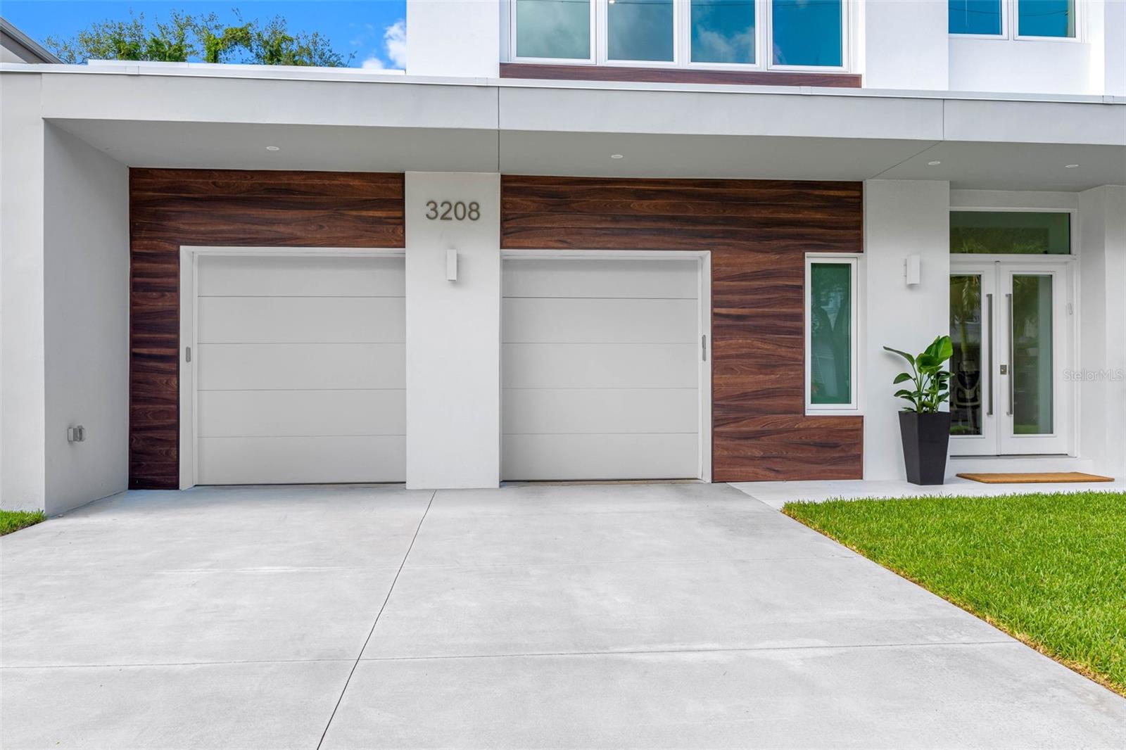 TIBBETTS ADD TO HARBOR VIEW - Residential