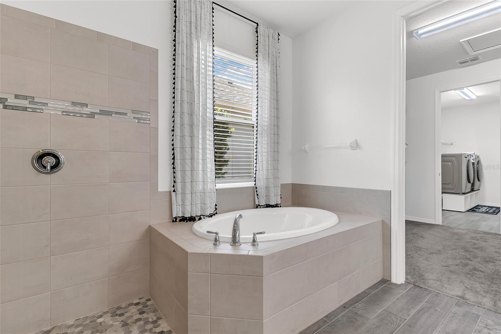 HIGHLAND RANCH THE CANYONS PHASE 4 - Residential