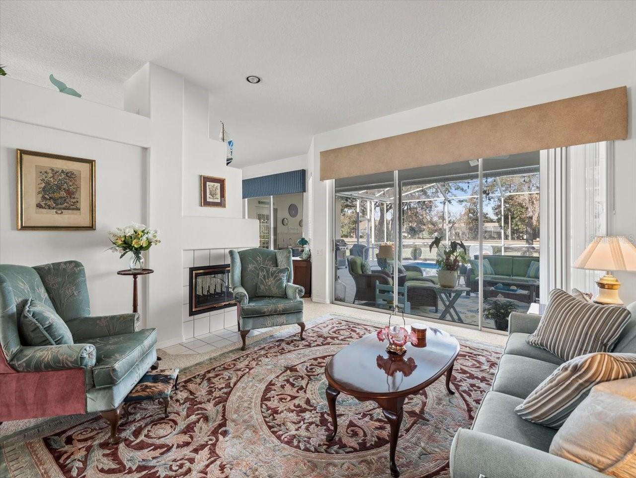 GLEN LAKES - Residential