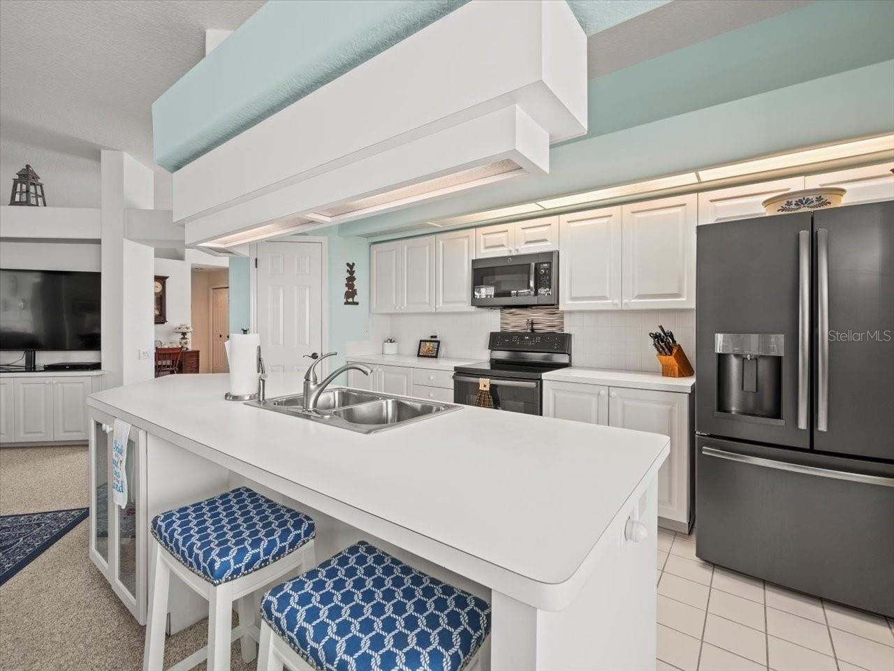 GLEN LAKES - Residential