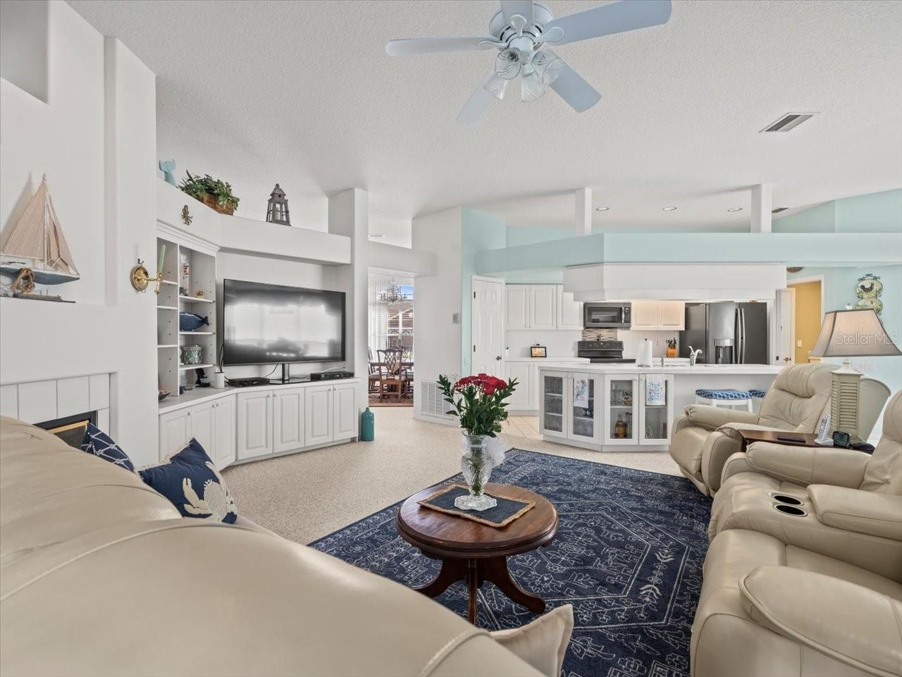 GLEN LAKES - Residential
