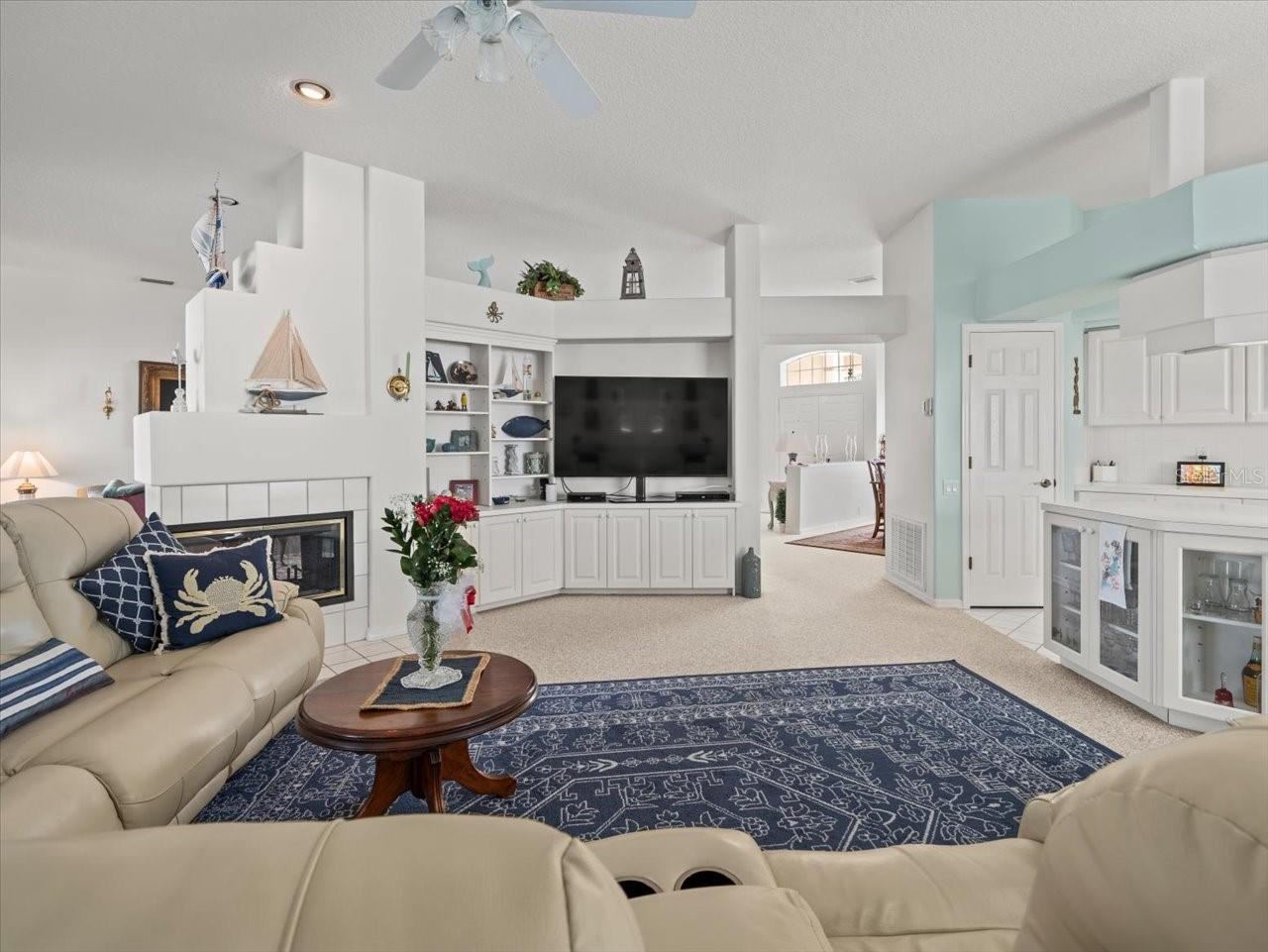 GLEN LAKES - Residential