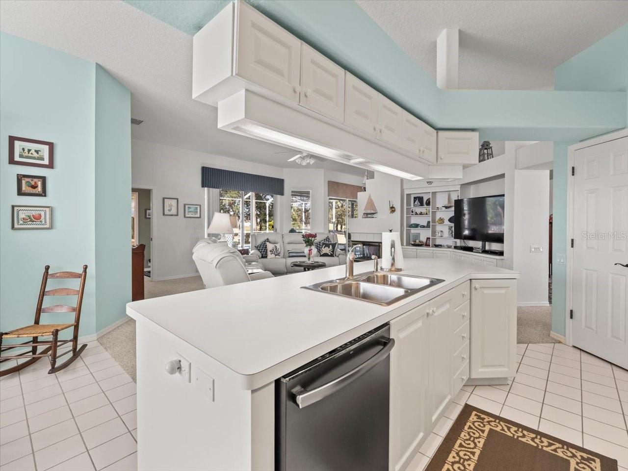 GLEN LAKES - Residential