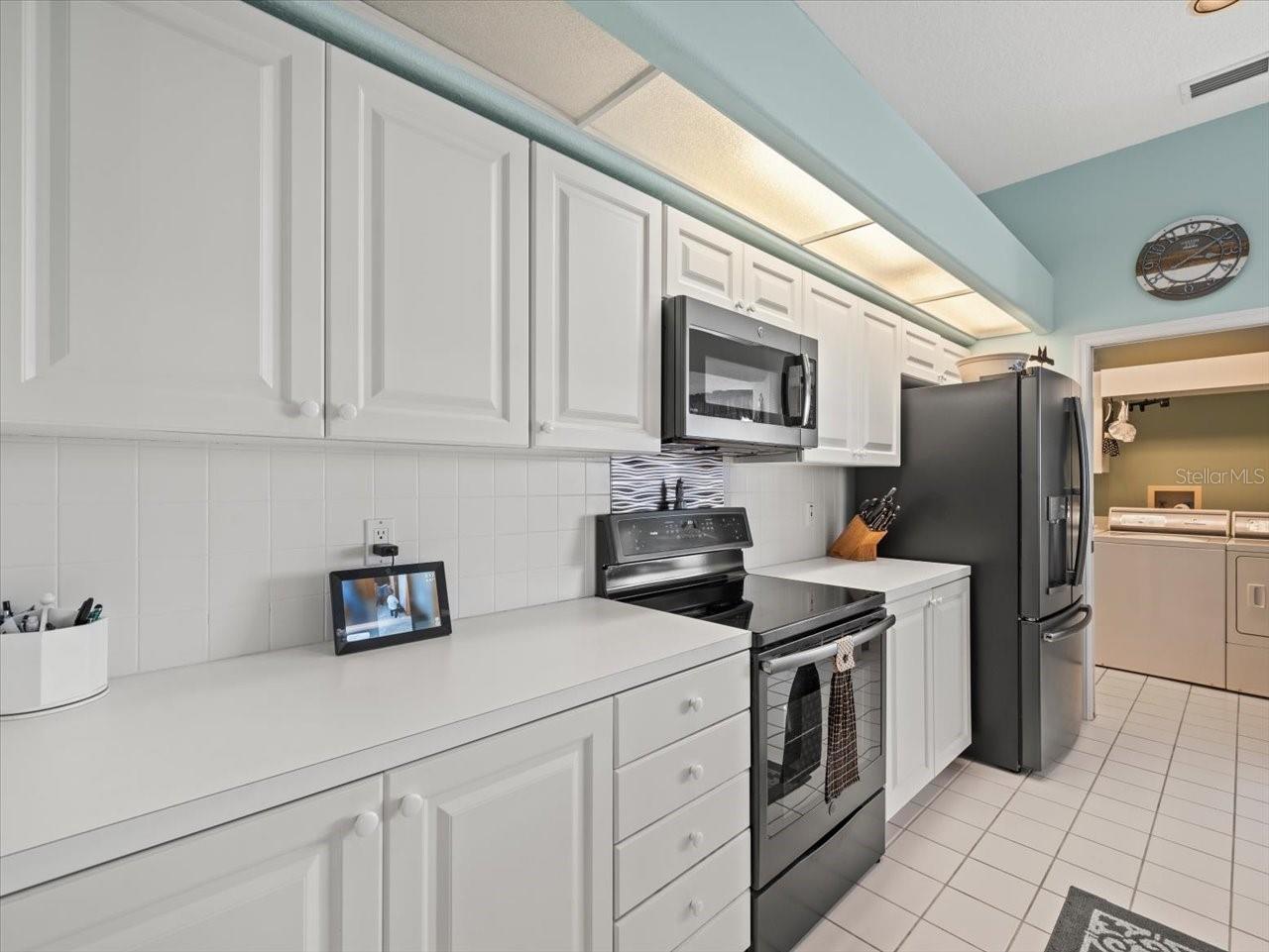 GLEN LAKES - Residential