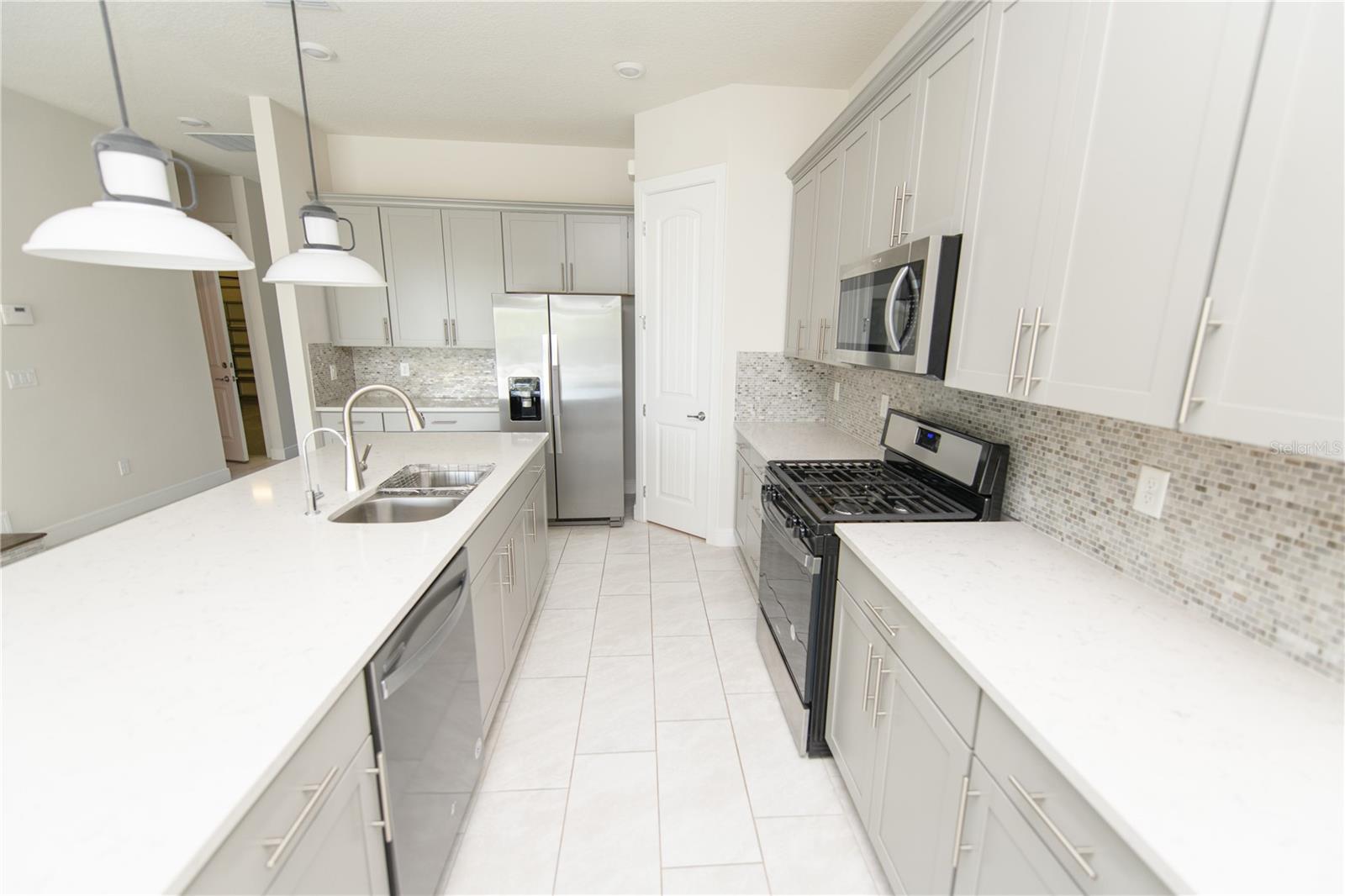 ISLES/LK NONA PH 1A - Residential