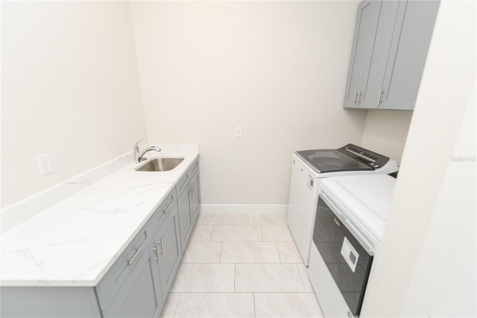 ISLES/LK NONA PH 1A - Residential