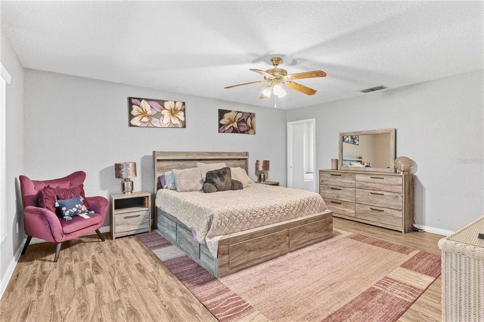 LEESBURG WATERS EDGE SUB - Residential