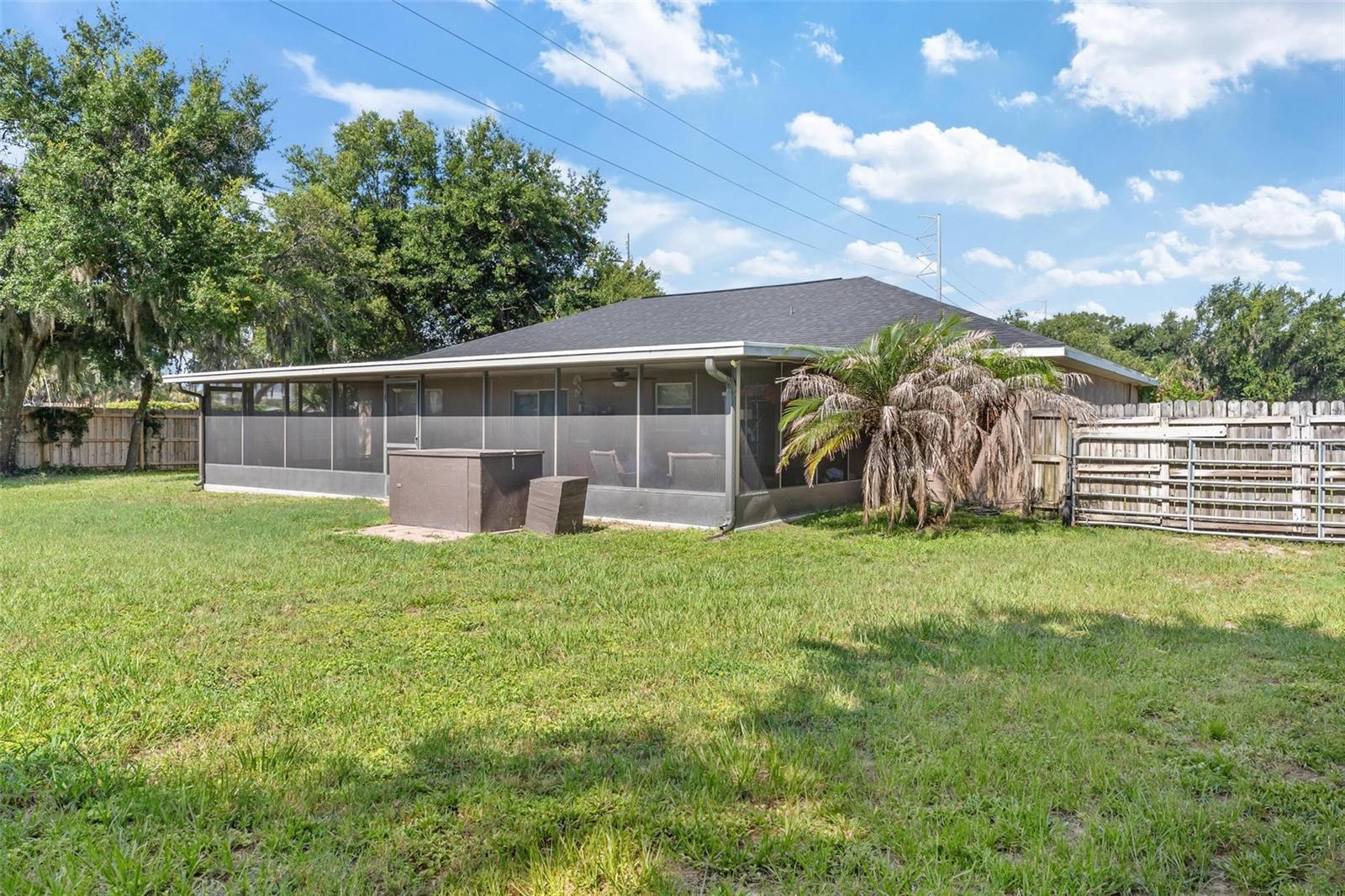 LEESBURG WATERS EDGE SUB - Residential