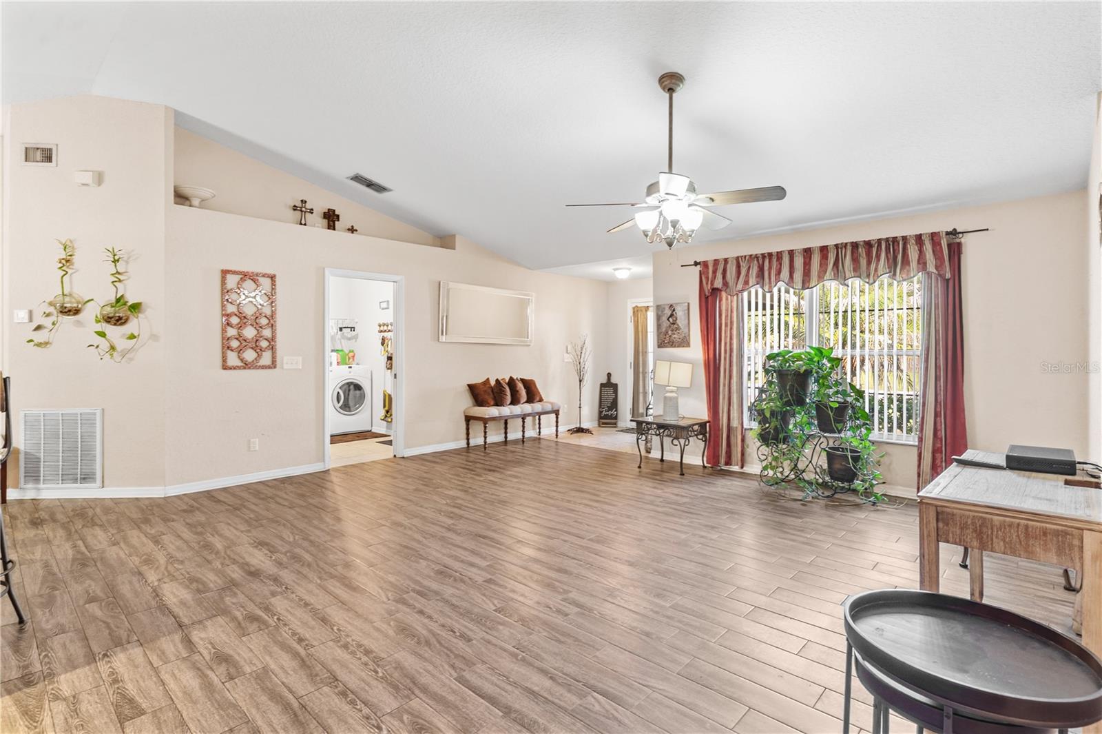LEESBURG WATERS EDGE SUB - Residential