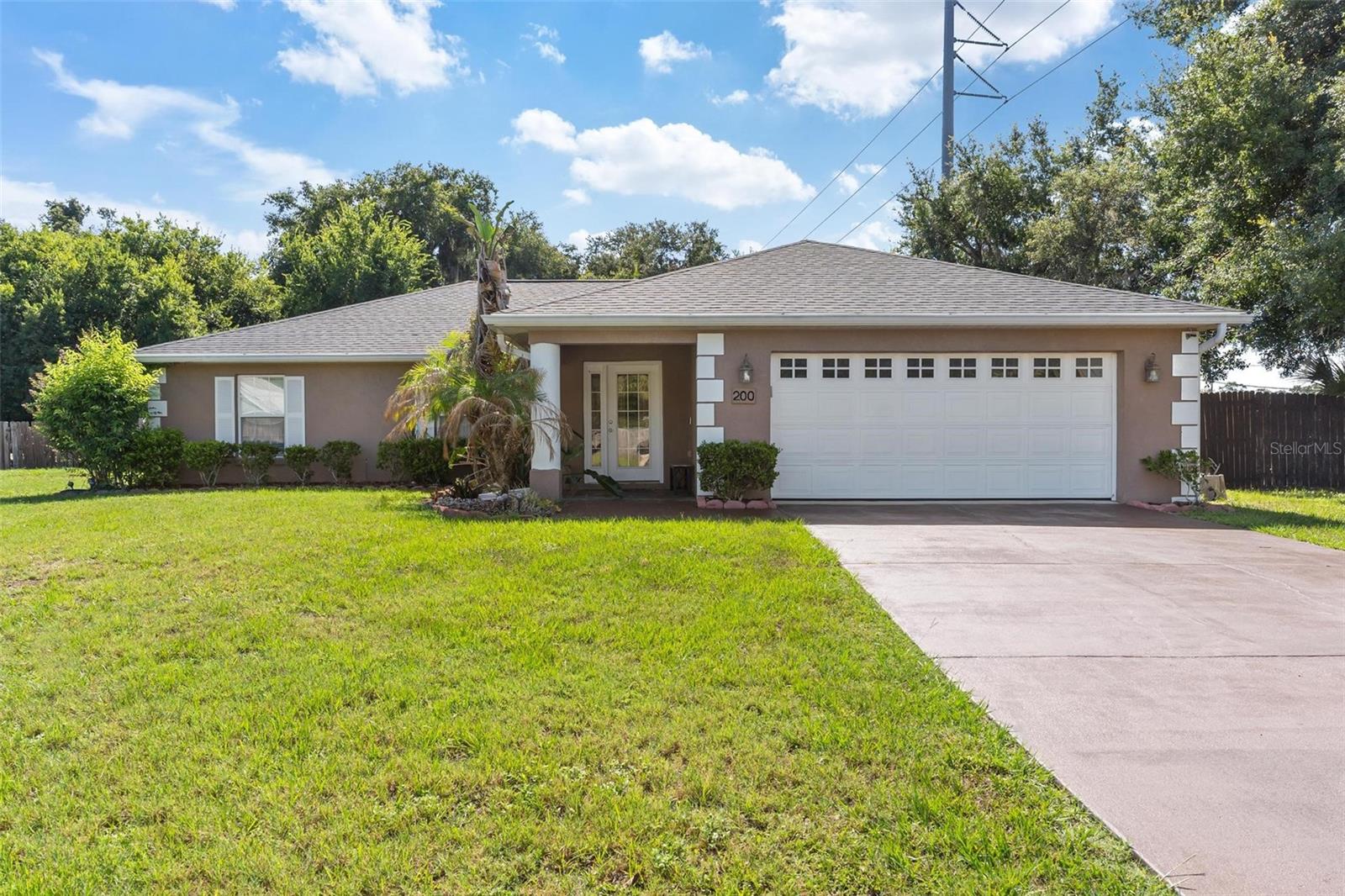 LEESBURG WATERS EDGE SUB - Residential