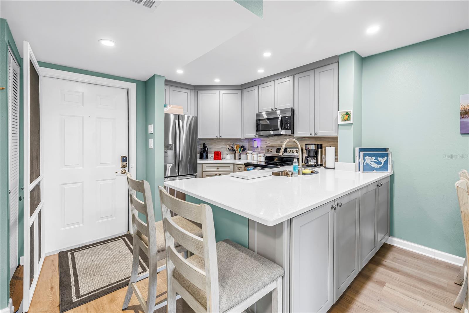 STONES THROW CONDO - Residential
