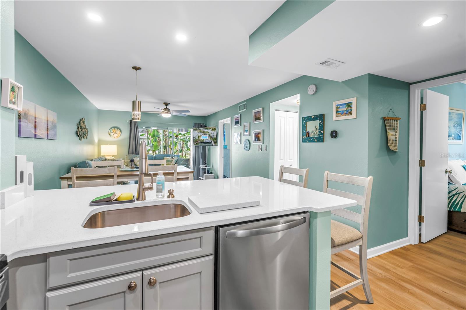 STONES THROW CONDO - Residential