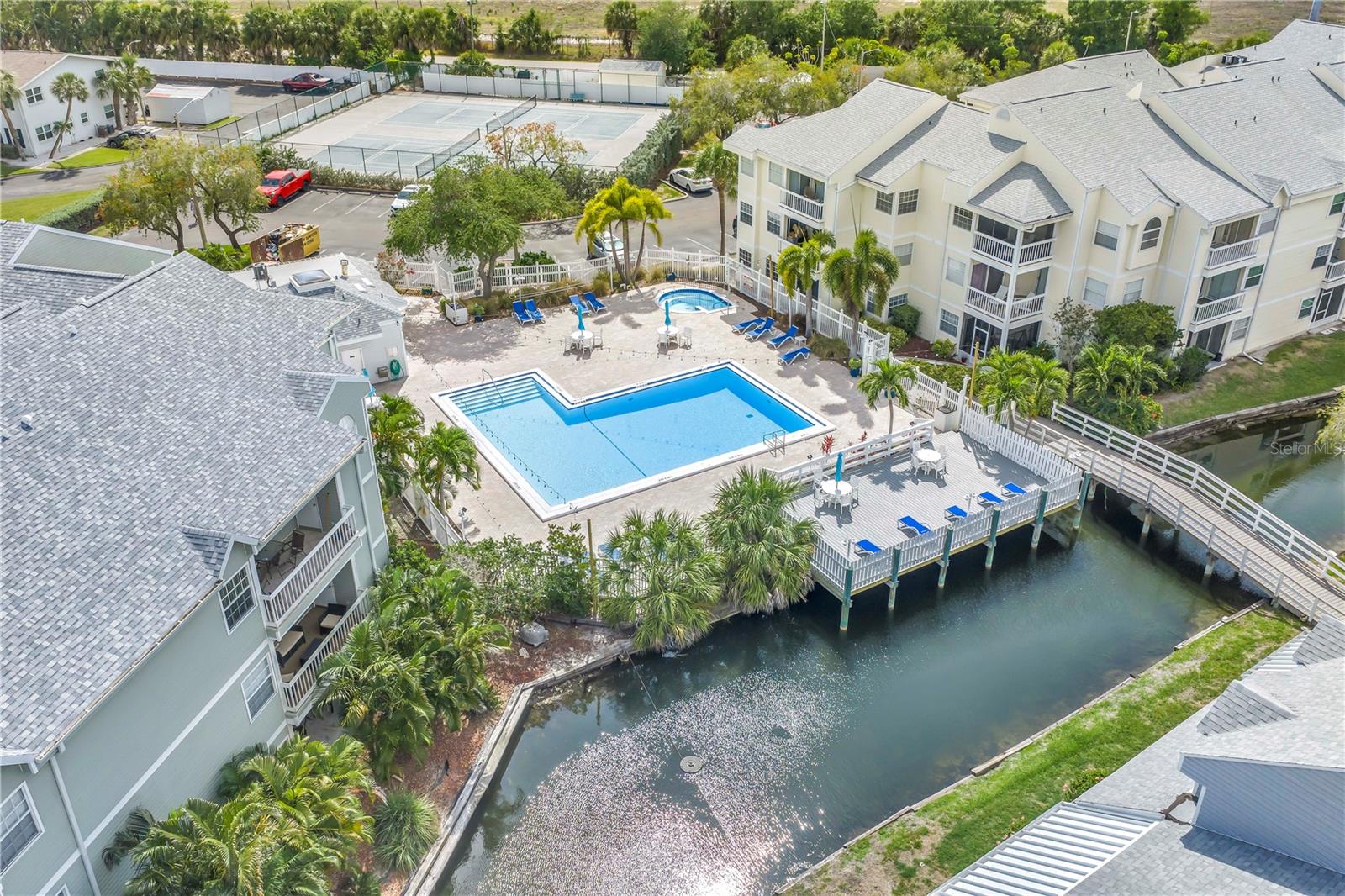STONES THROW CONDO - Residential