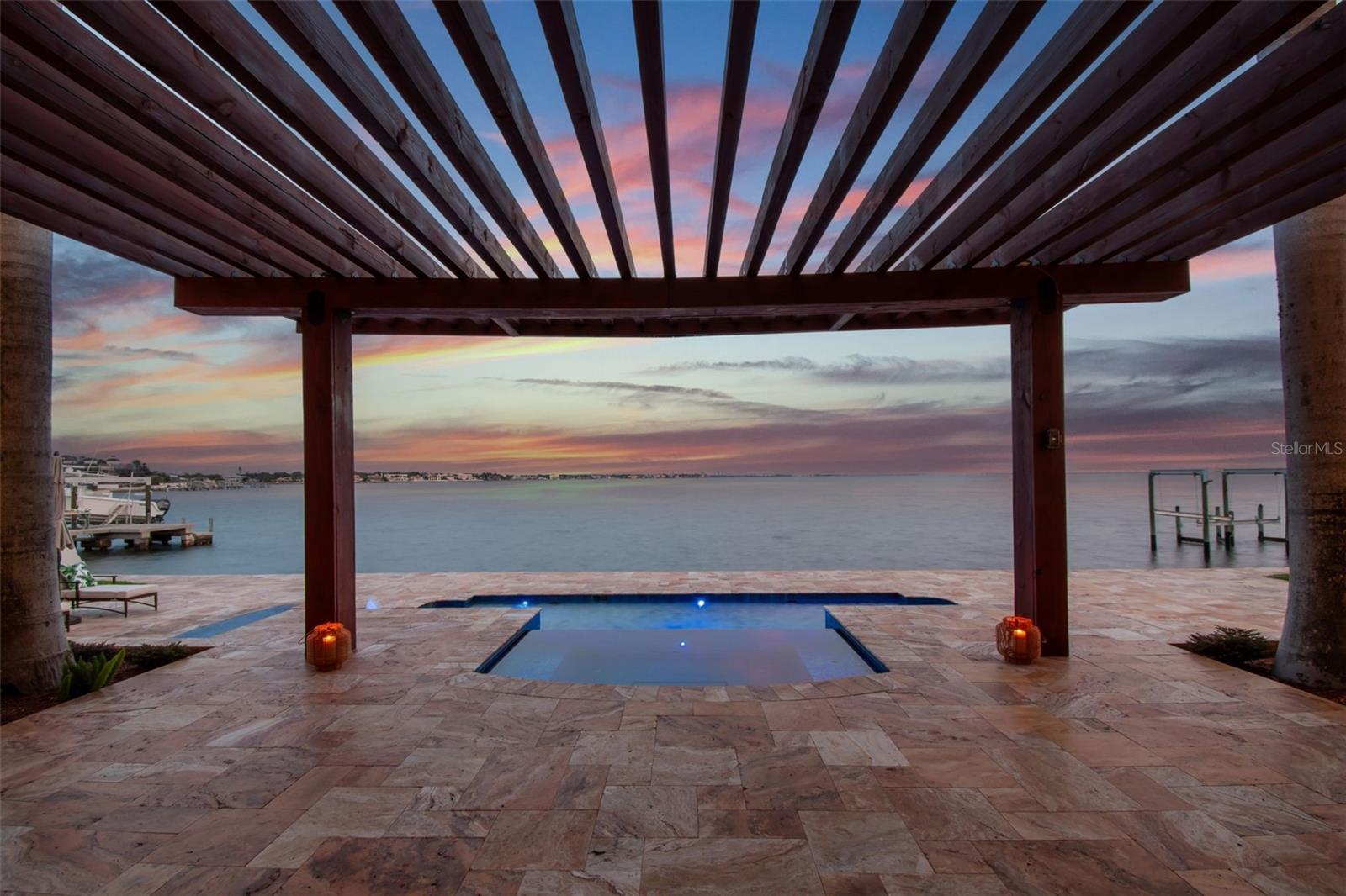 MARINER ESTATES - Residential