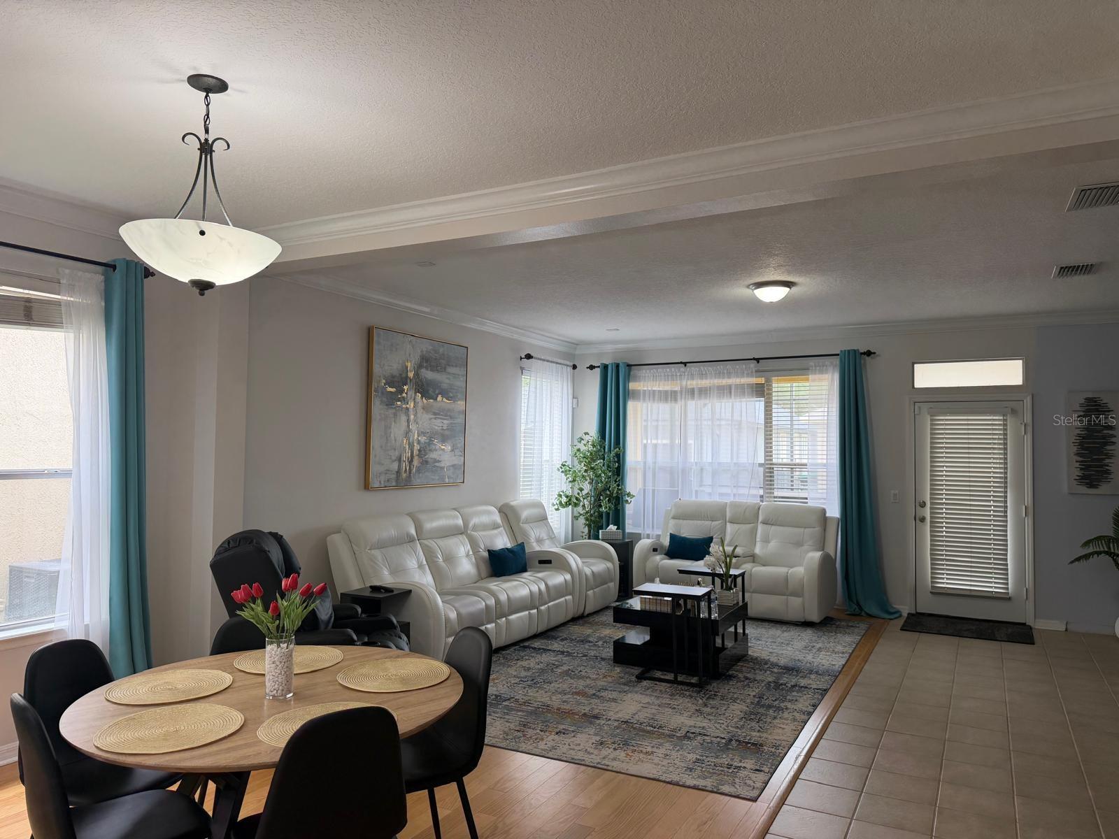 LAKES WINDERMERE PH 01 49 108 - Residential