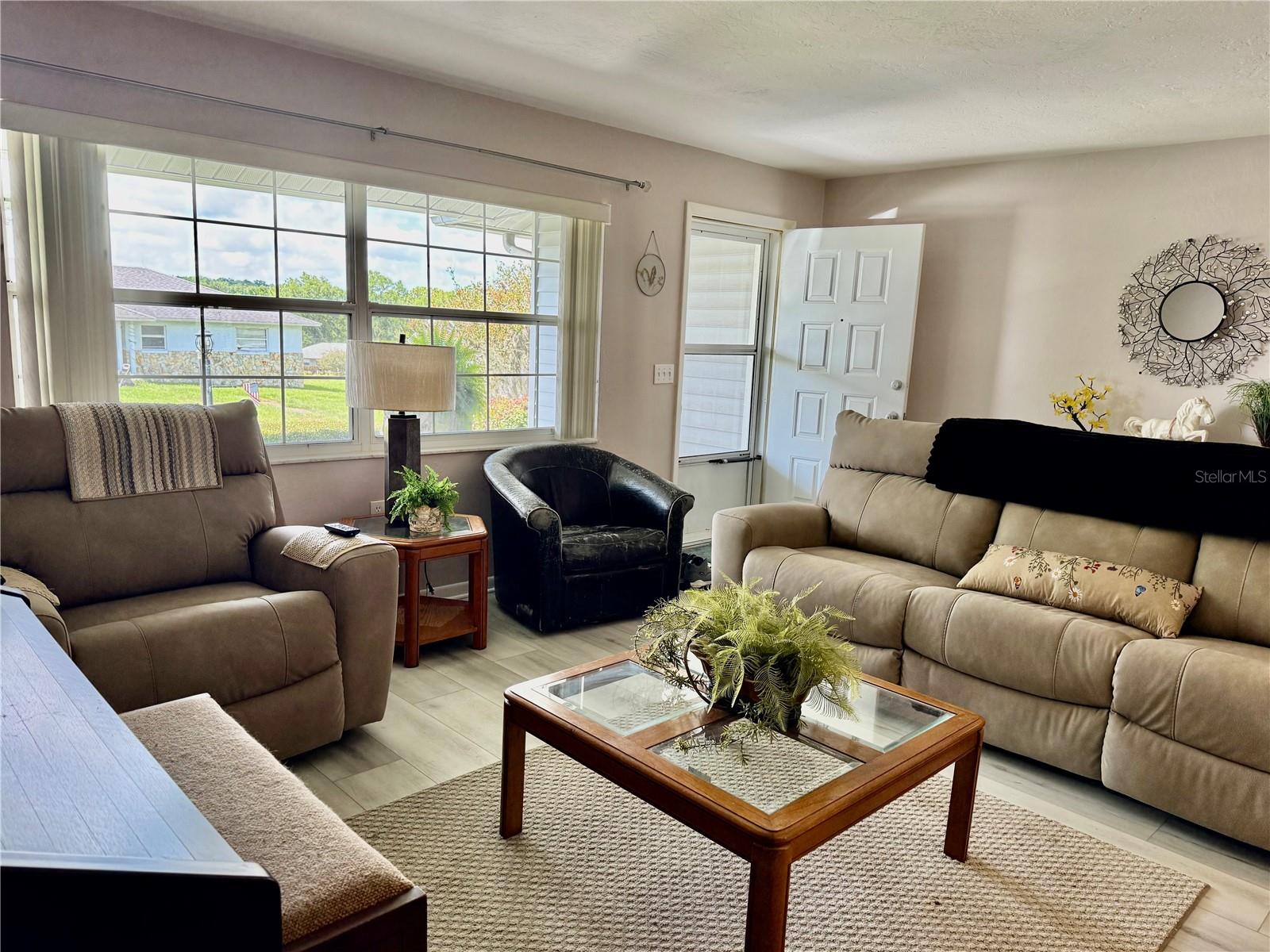 BEVERLY HILLS - Residential