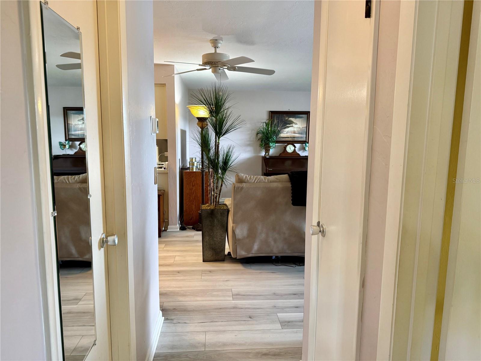 BEVERLY HILLS - Residential